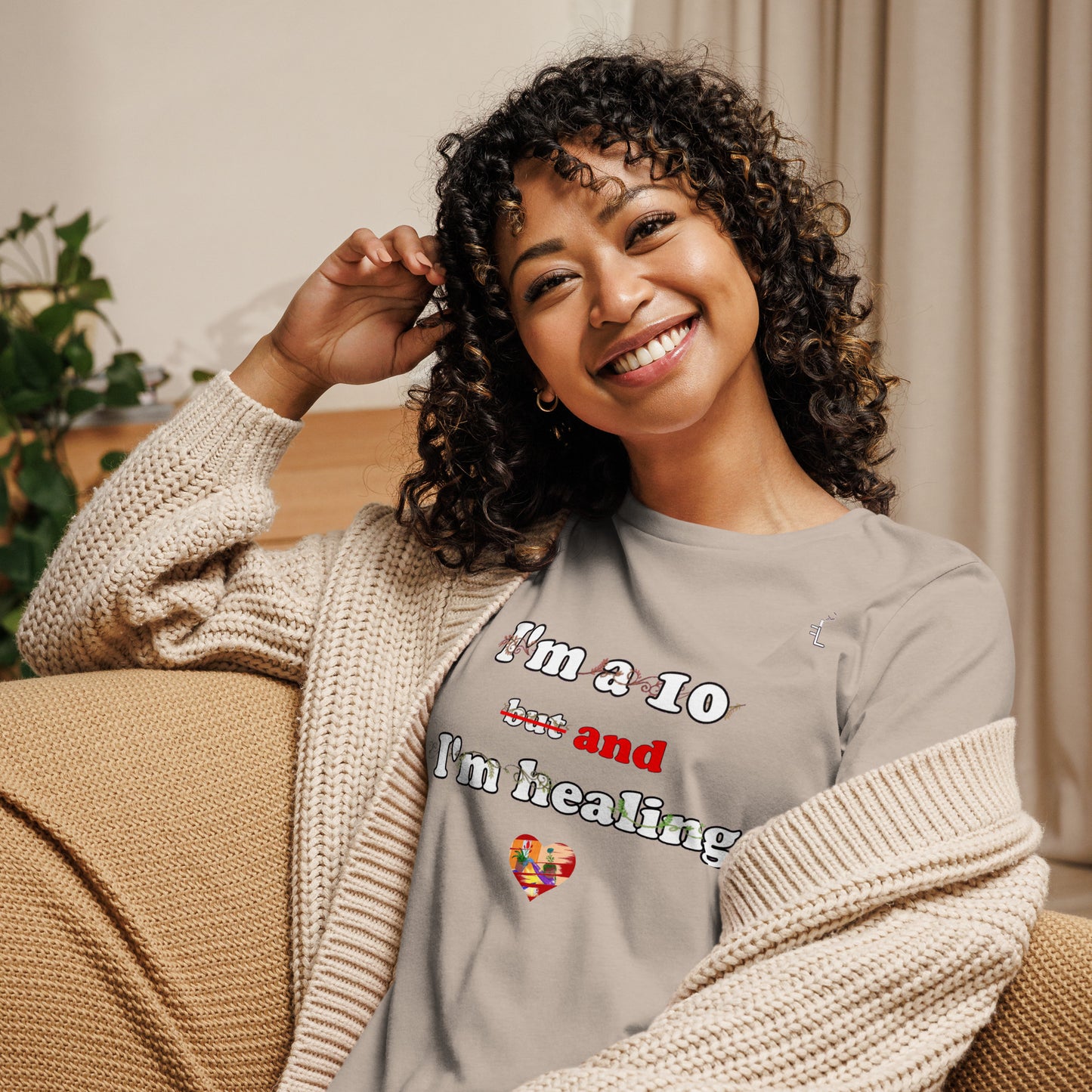 I'm a 10 and I'm Healing: Short sleeve Women's Relaxed Cotton T-Shirt
